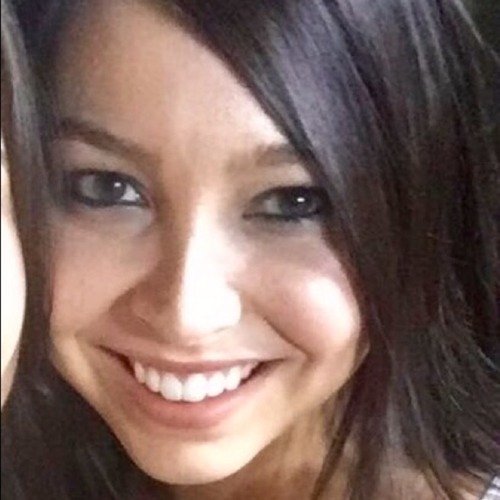 Meet your Posher, Alexandra